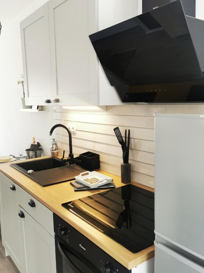 Apartment4Two - Studioapartment Vir Exteriör bild